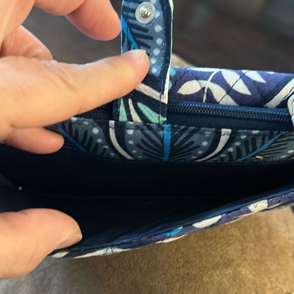 Vera Bradley RFID Small Bifold Wallet in a Blue Paisley pattern. - Picture 3 of 9